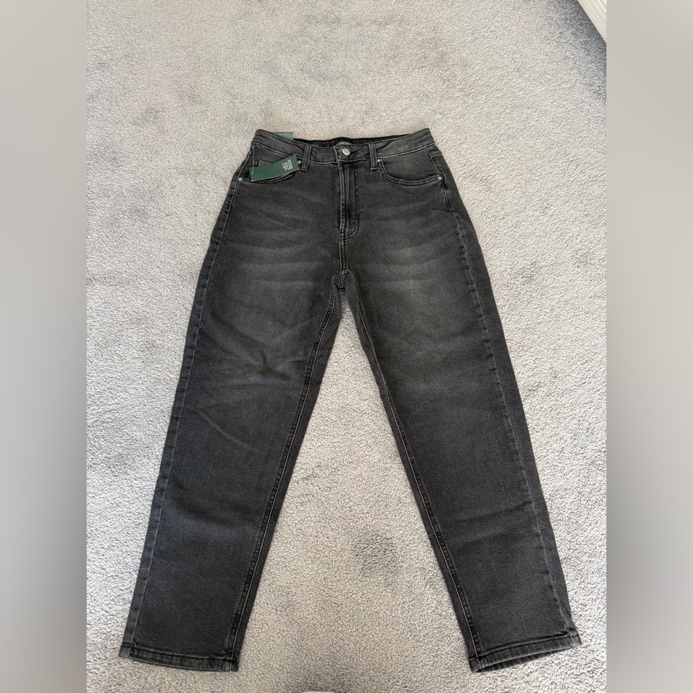 wild fable Women’s Washed Black High Waisted Mom Jeans